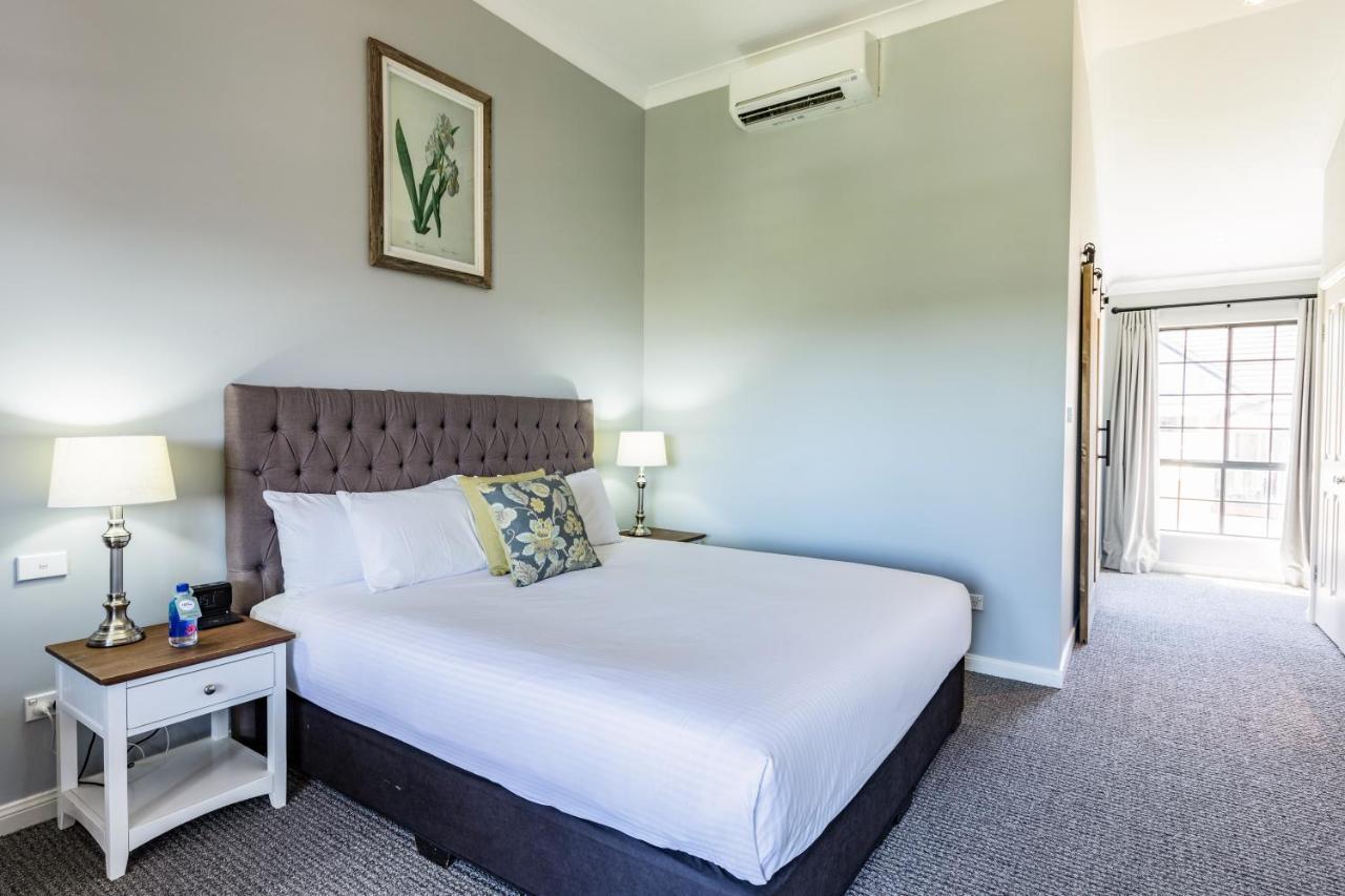 Camden Valley Inn Esterno foto