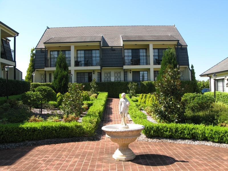 Camden Valley Inn Esterno foto