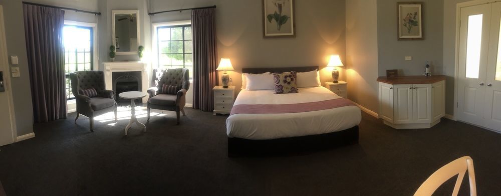 Camden Valley Inn Esterno foto
